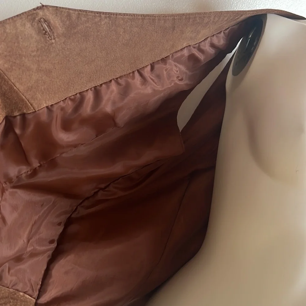 188 west suede leather vest lined with 3 button closure, vintage cowboy
